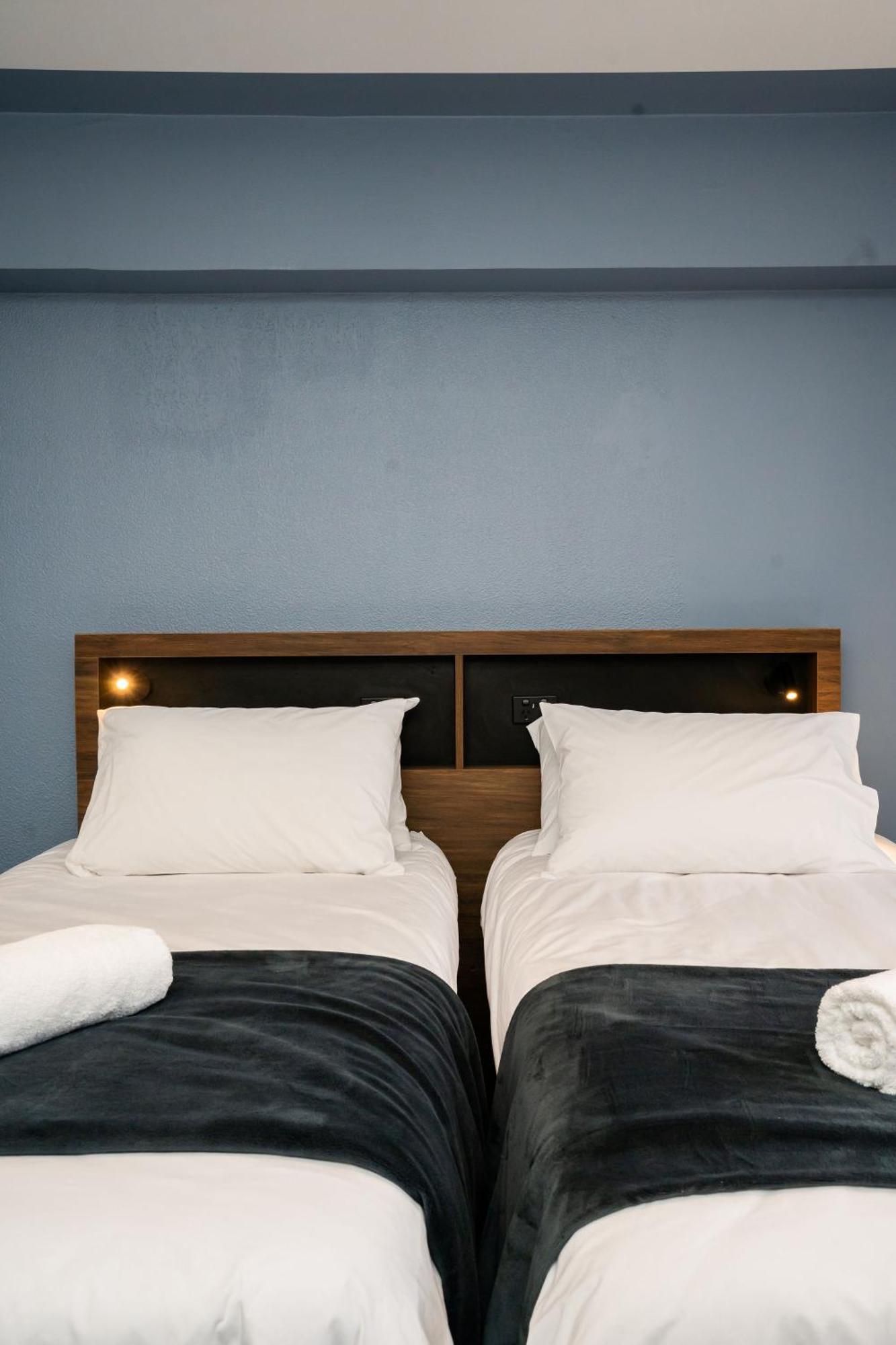 Twin or King Room